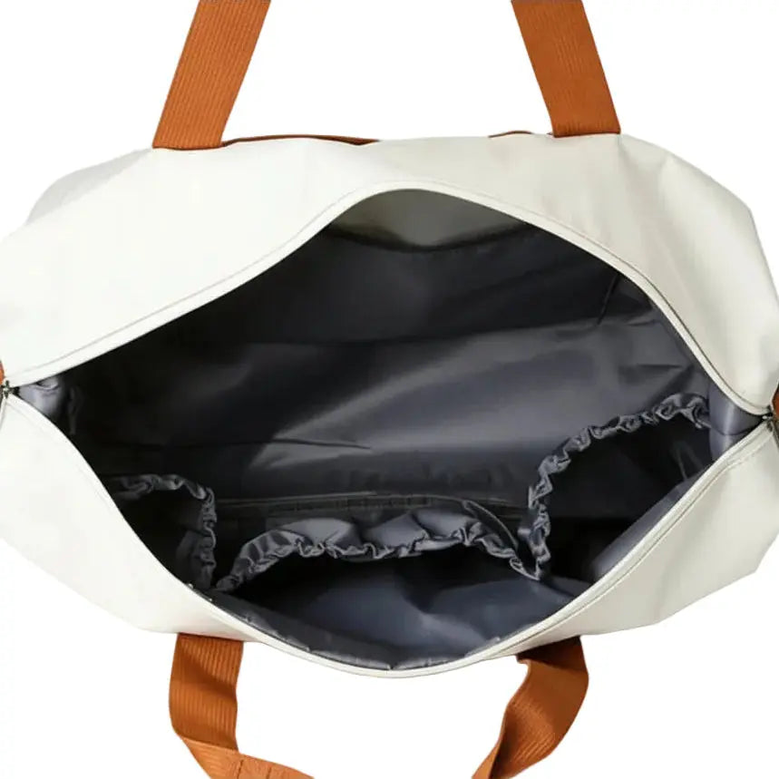 Compartiment principal ouvert du sac de voyage intelligent